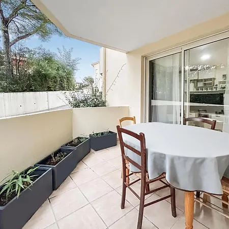 T2 35m2 Clim, Piscine, Balcon Et Parking Prive A 2 Pas Du Port Santa Lucia Apartment *