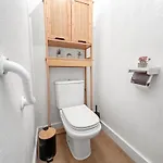 T2 35m2 Clim, Piscine, Balcon Et Parking Prive A 2 Pas Du Port Santa Lucia 아파트 Saint-Raphaël