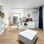 아파트 T2 35m2 Clim, Piscine, Balcon Et Parking Prive A 2 Pas Du Port Santa Lucia Saint-Raphaël