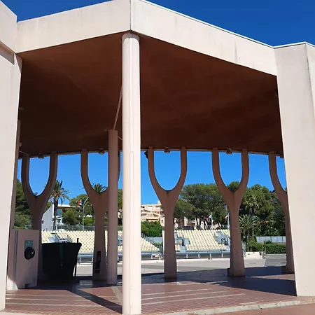 T2 Rénové Avec Balcon Et Parking Privé à 2 Pas Du Port Santa Lucia Apartamento Saint-Raphaël