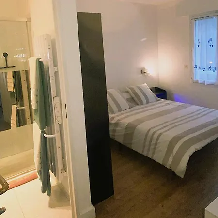 T2 35m2 Clim, Piscine, Balcon Et Parking Prive A 2 Pas Du Port Santa Lucia 아파트 *