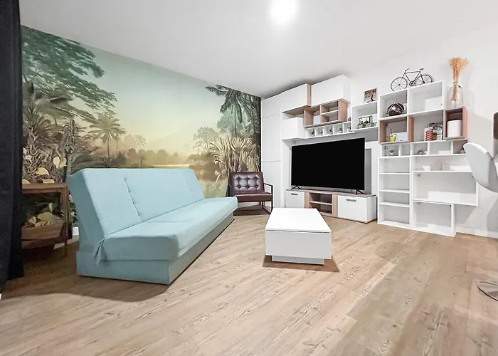 T2 Rénové Avec Balcon Et Parking Privé à 2 Pas Du Port Santa Lucia *